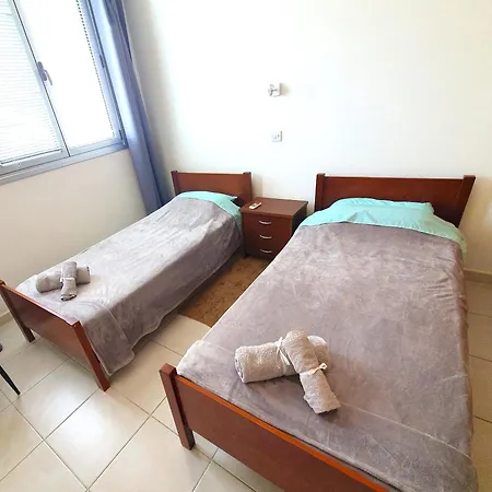 Aphrodite Heights לרנקה